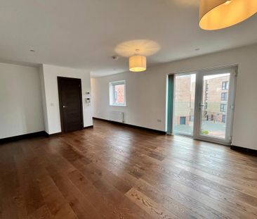 2 bedroom flat to rent - Photo 6
