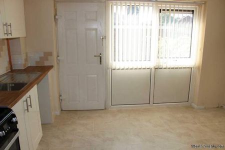 2 bedroom property to rent in Leicester - Photo 3