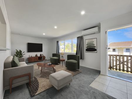 Bayview - 4 Bedroom - Photo 3