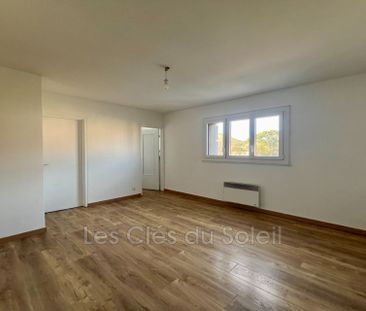 Location appartement studio 23 m² La Valette-du-Var - Photo 2