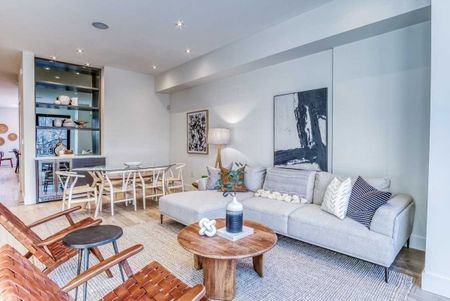 For Lease - 143 Chaplin Crescent, Toronto, Ontario - Photo 3