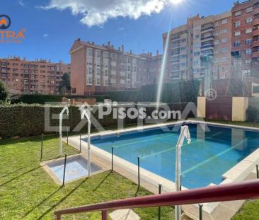 Dúplex en alquiler en Calle de la Dulzaina - Photo 3