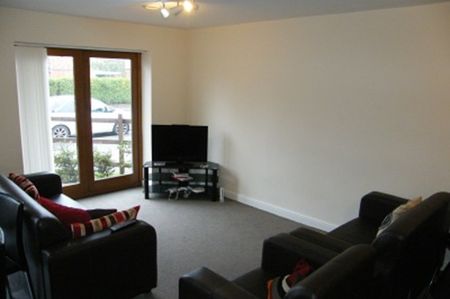 St Hilda's Mews, Tang Hall - P2180 - Photo 2