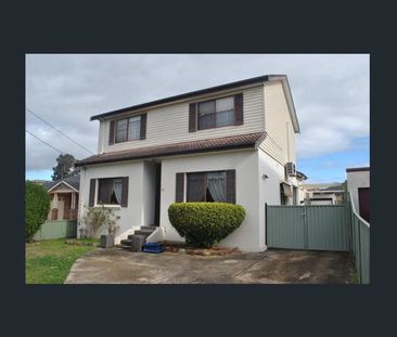 5br House for Lease - Available from 4 December 2025 - Photo 3