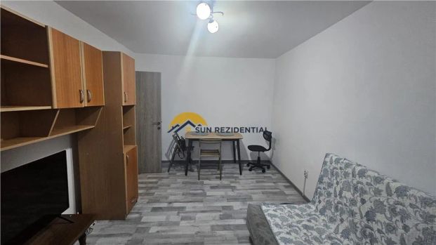 Lacul Tei, apartament decomandat, bloc reabilitat, mobilat-utilat - Photo 1