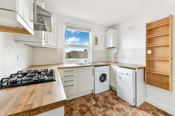 Thirsk Road, Mitcham, CR4 - Photo 1