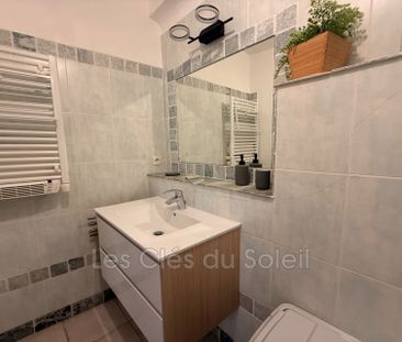Location Appartement 2 pièces 44m² HYERES 83400 - Photo 5