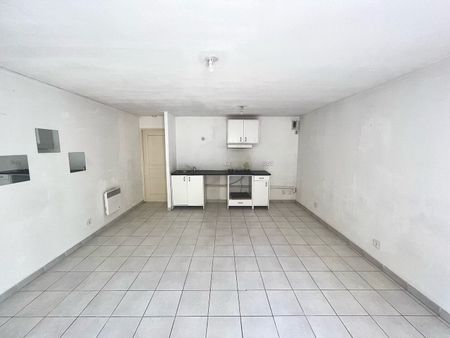 Location Appartement 2 pièces 46m² - Photo 2