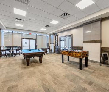 Flex Balcony - Lisgar Apartments - Photo 1