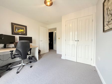 Sovereign Place, Hatfield - Photo 2