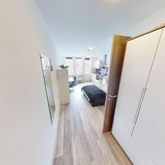 Studio to rent - Photo 1