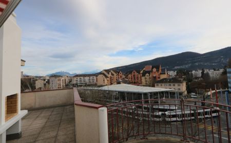 Appartement de 5 pièces en attique avec mezzanine et terrasse à Thônex - Photo 3