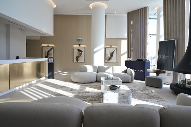 For Lease - 1 Fairview Road Unit# 810, Mississauga, Ontario - Photo 1