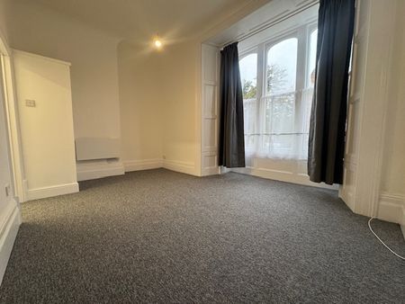 Oakfield Road - Photo 3