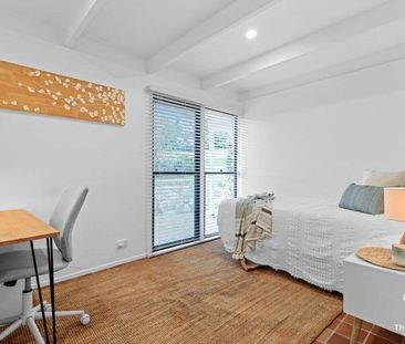 Renovated Family Home with River-Side Lifestyle - Photo 4