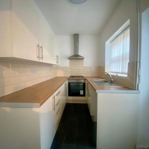 Hinton Street, L6 3AR - Photo 1