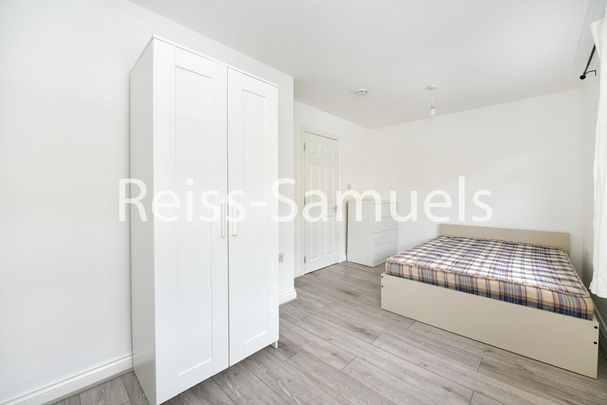 5 bedroom terraced house to rent - Photo 1