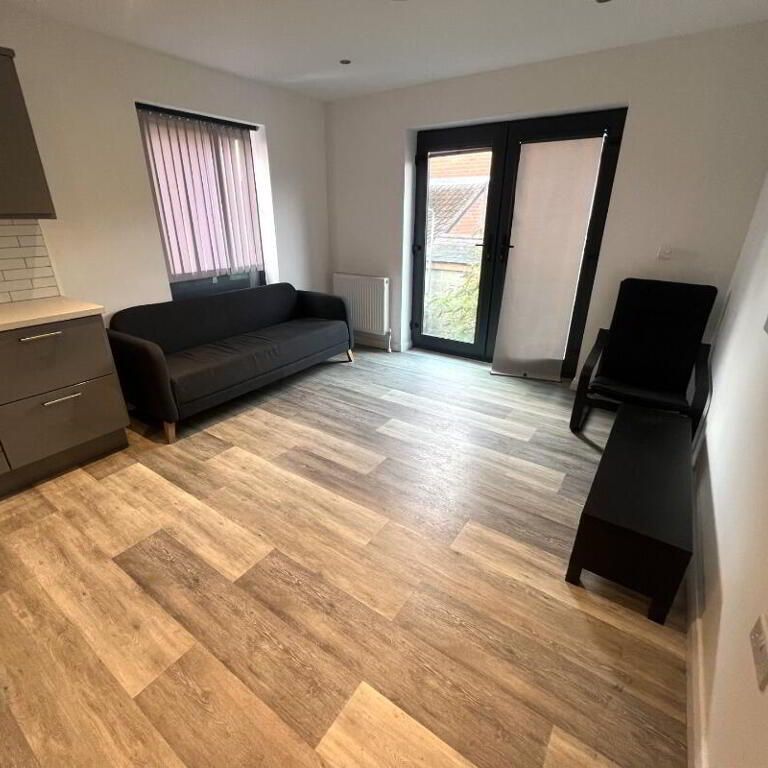 Apartment 6 94 Sunnyside Street, Belfast, BT7 3EG - Photo 1