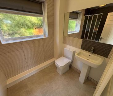 3 bedroom semi-detached house to rent - Photo 5