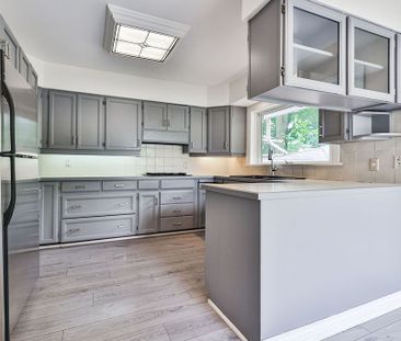 For Lease - 3096 Ballydown Crescent, Mississauga, Ontario - Photo 5