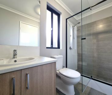 BRAND NEW, MODERN & LOW-MAINTENANCE LIVING - Photo 6