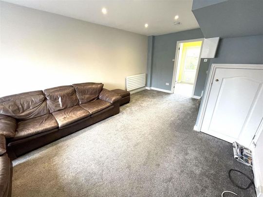 2 bedroom terraced house to rent - Photo 1