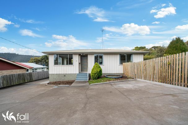 3 Bedroom Home in Desirable Location - Photo 1