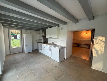 Location Maison 4 pièces 80m² - Photo 3