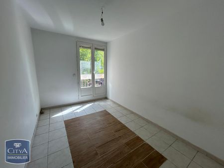 Location Appartement 4 pièces 72m² MARIGNANE 13700 - Photo 4