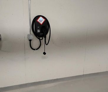 Brand New Spacious Three Bedroom in Fleetwood Village - Photo 1