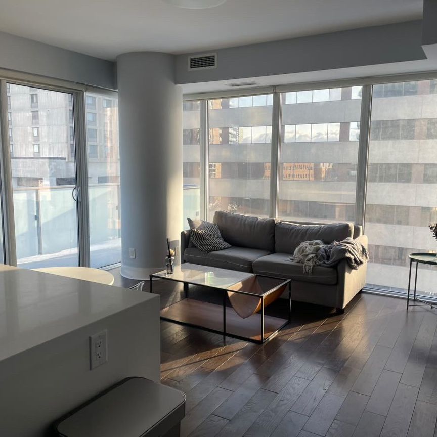 For Lease - 1080 Bay Street Unit# 510, Toronto, Ontario - Photo 1