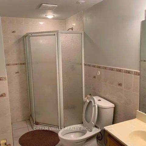 20 GLANVIL CRESCENT - Photo 1