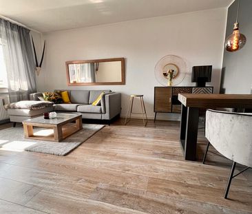 Hochwertig modern möblierte 2-Zimmerwohnun mit Südbalkon - Photo 2