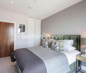 Avalon Point, Silvocea Way, E14 - Photo 6