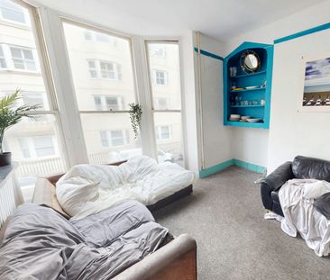 Flat to rent on - Photo 5