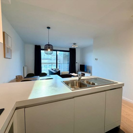 Appartement te huur - Photo 1