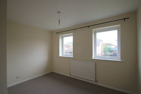 Mill Close, Lenham, Maidstone - Photo 2