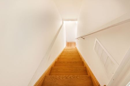 For Lease - 2 Queenpost Drive, Brampton, Ontario - Photo 4