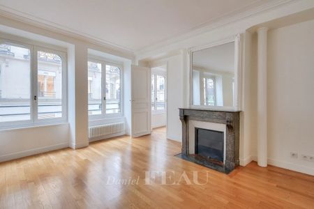 Appartement à louer à Paris 4Ème - Photo 4
