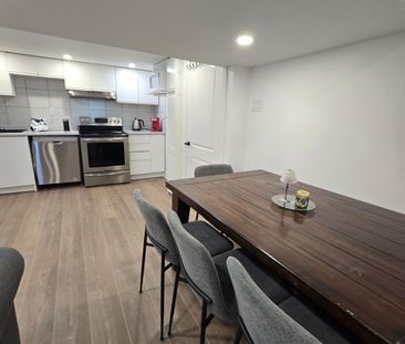 For Lease - 55 Queens Court Unit# Bsmt, East Gwillimbury, Ontario - Photo 3