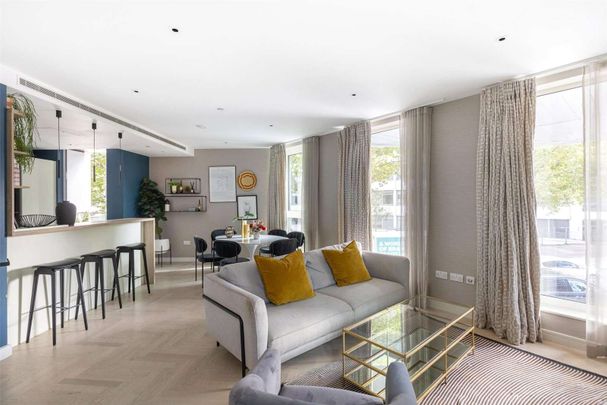 A spacious three bedroom apartment in the heart of hammersmith - Photo 1