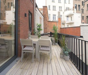 Prachtig en ruim huis met vier terrassen en bureelruimte in hartje ... - Foto 4