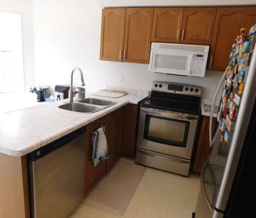 For Lease - 3424 Nutcracker Drive, Mississauga, Ontario - Photo 3