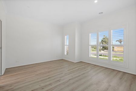 Stunning and Modern 4-Bedroom Home in Donnybrook - Photo 3
