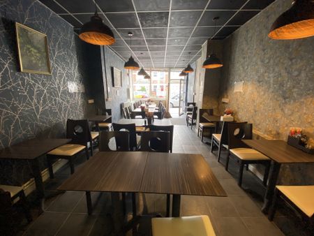 £2,000 PCM, Whole Building Lease, Large Fully Fitted And Equipped A3 Licensed Restaurant and Takeaway with Garden and Two Bedroom Maisonette in Penarth Road, Grangetown, Cardiff, CF11 6NJ - Photo 4