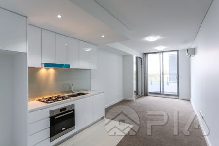 Include Bills* As New Studio Apartment, Close to Train Station With Gym and Swimming - Photo 5