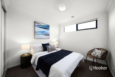 6 Palmerston Walk, Werribee VIC, Belconnen - Photo 4