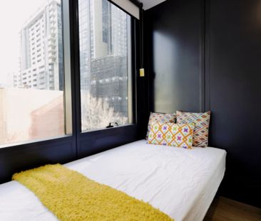 Private Studio Bronze - Photo 2