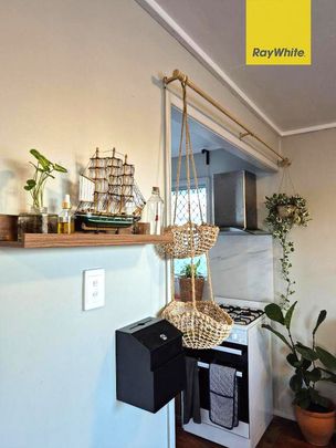 Modern Spacious Family Home in a Convenient Location! - Photo 1