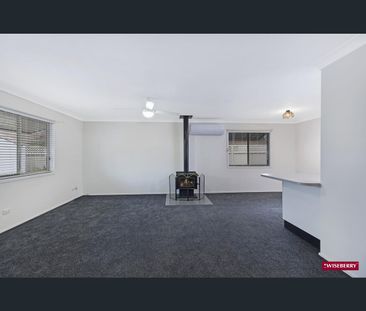 18a Warrigal Street, Blackwall, NSW 2256 - Photo 4